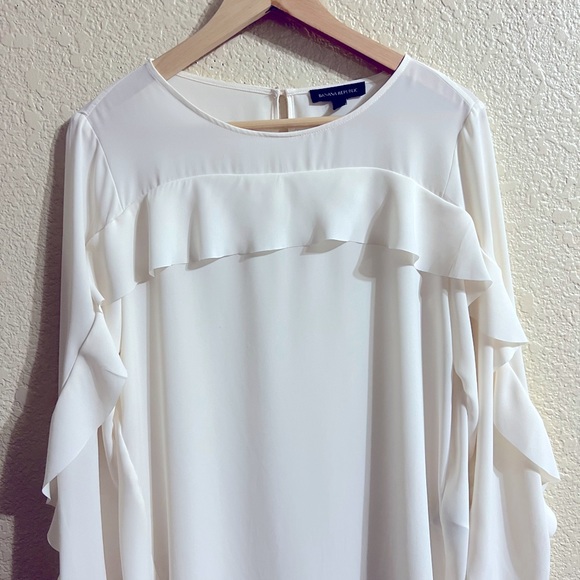 Banana republic woman blouse with ruffles and long sleeve size S - Picture 4 of 11